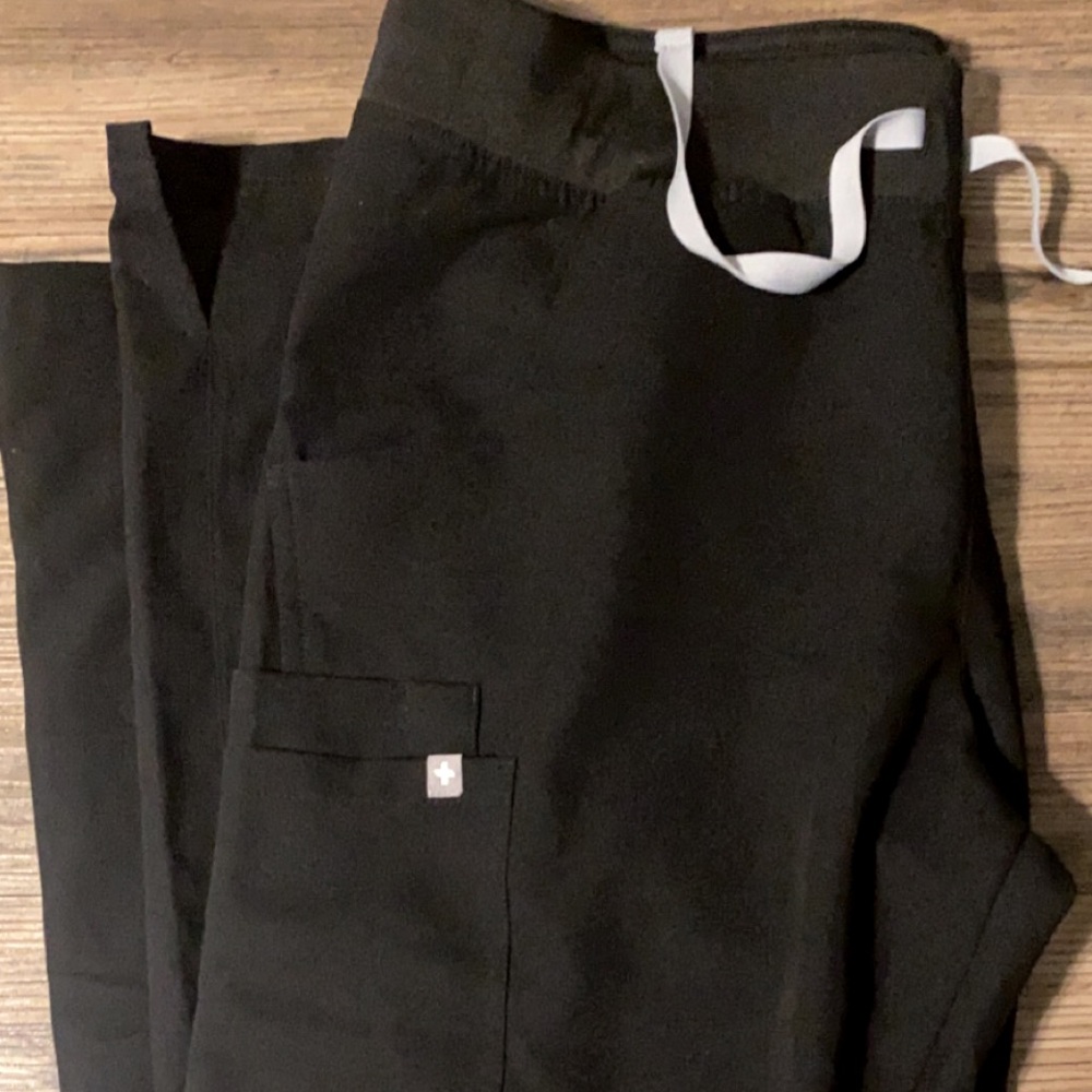Figs scrubs pants